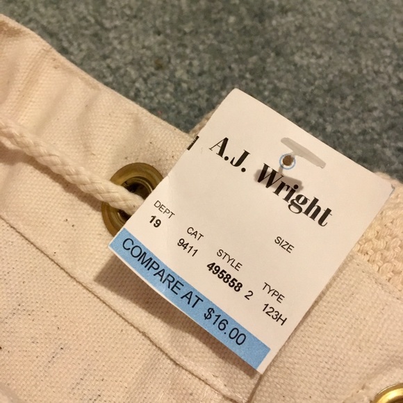 3/$20 Cat lover’s backpack - Picture 6 of 6